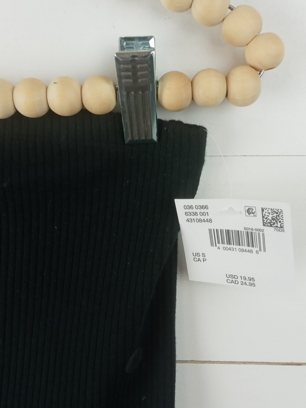 American Eagle Women's size S black ribbed tub top slits on side bottom hems - Picture 3 of 8